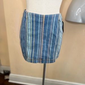 Wild Fable NWT denim striped miniskirt size 4